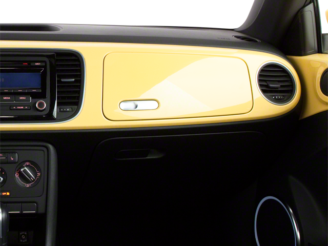 2012 Volkswagen Beetle 2.0T Turbo w/Sound/Nav PZEV