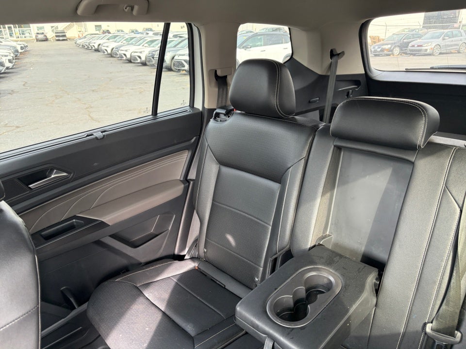 2021 Volkswagen Atlas 3.6L V6 SE w/Technology