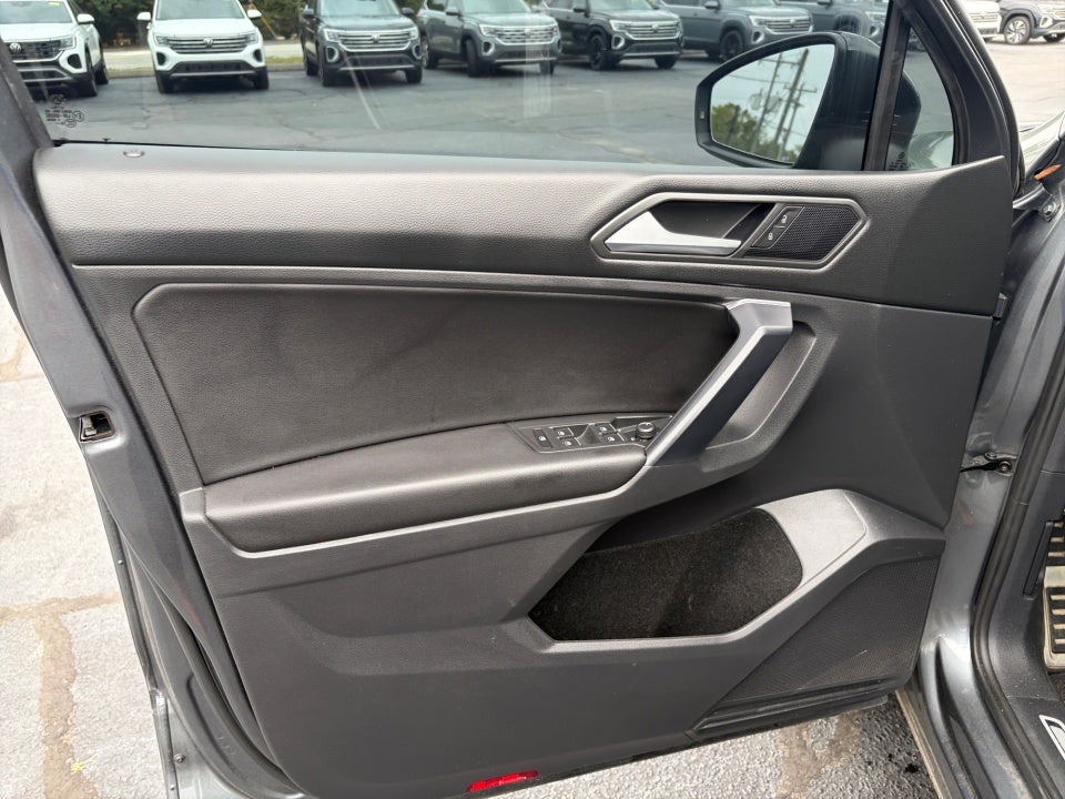 2021 Volkswagen Tiguan 2.0T SE R-Line Black