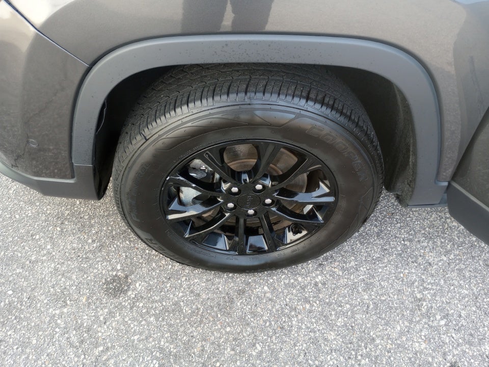 2023 Jeep Cherokee Altitude Lux 4x4