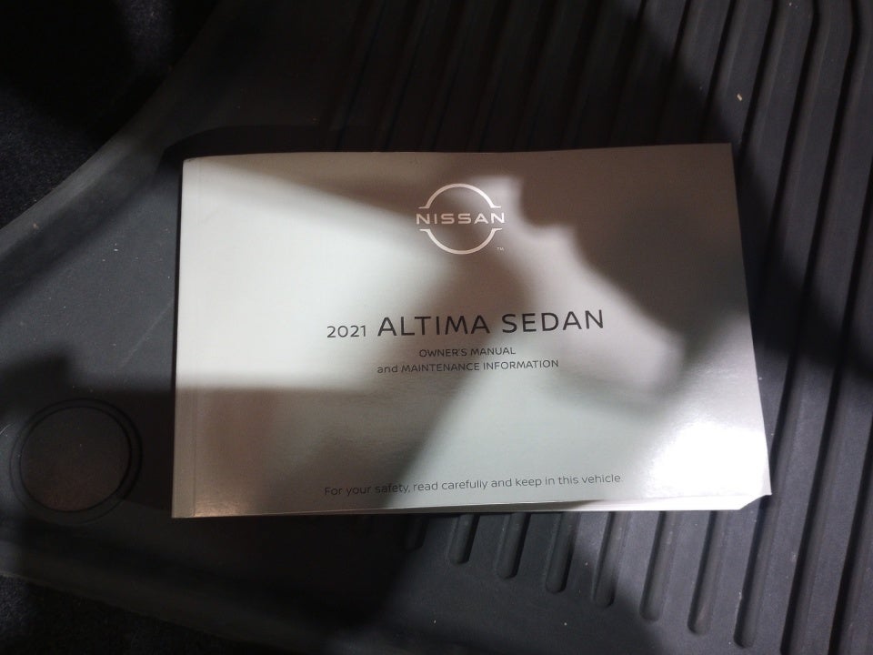 2021 Nissan Altima SR VC-Turbo FWD