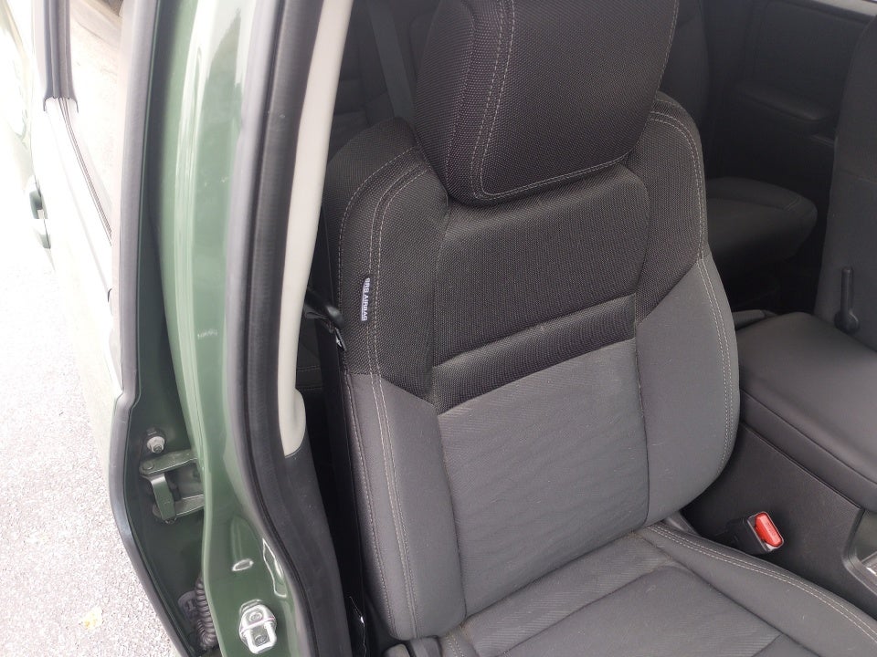 2024 Nissan Frontier Crew Cab SV 4x2