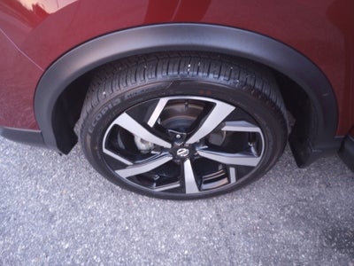2022 Nissan Rogue Sport SL FWD Xtronic CVT