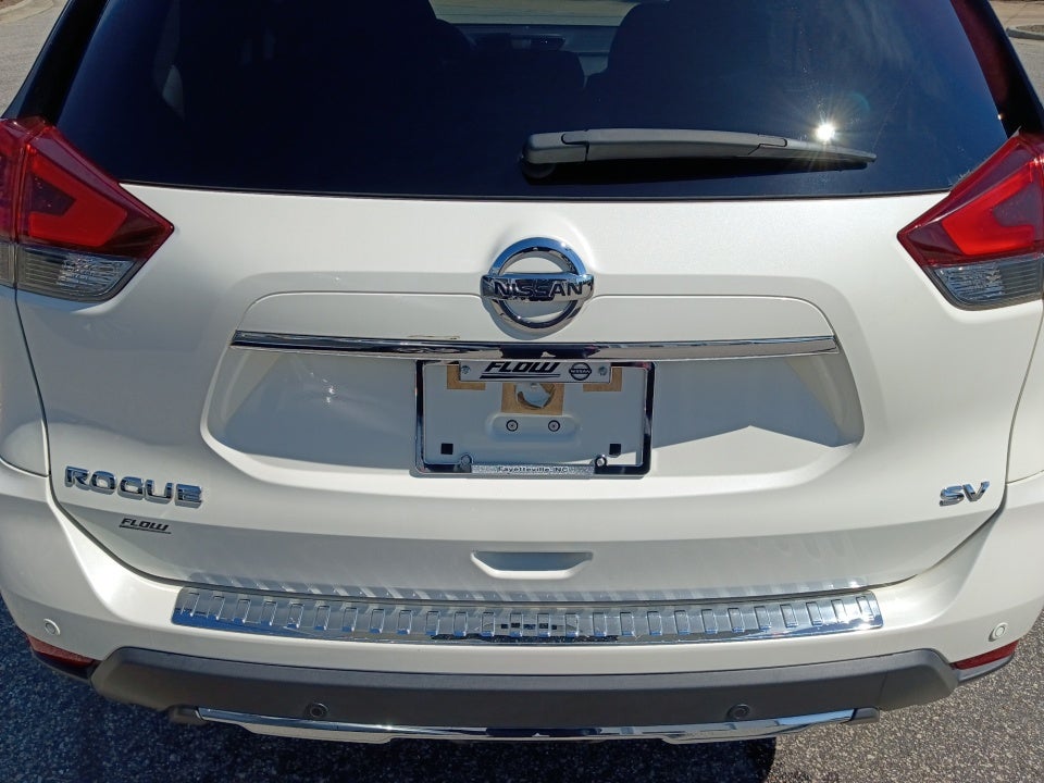 2020 Nissan Rogue SV FWD