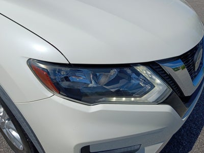 2020 Nissan Rogue SV FWD