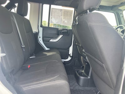 2017 Jeep Wrangler Unlimited Sahara 4x4