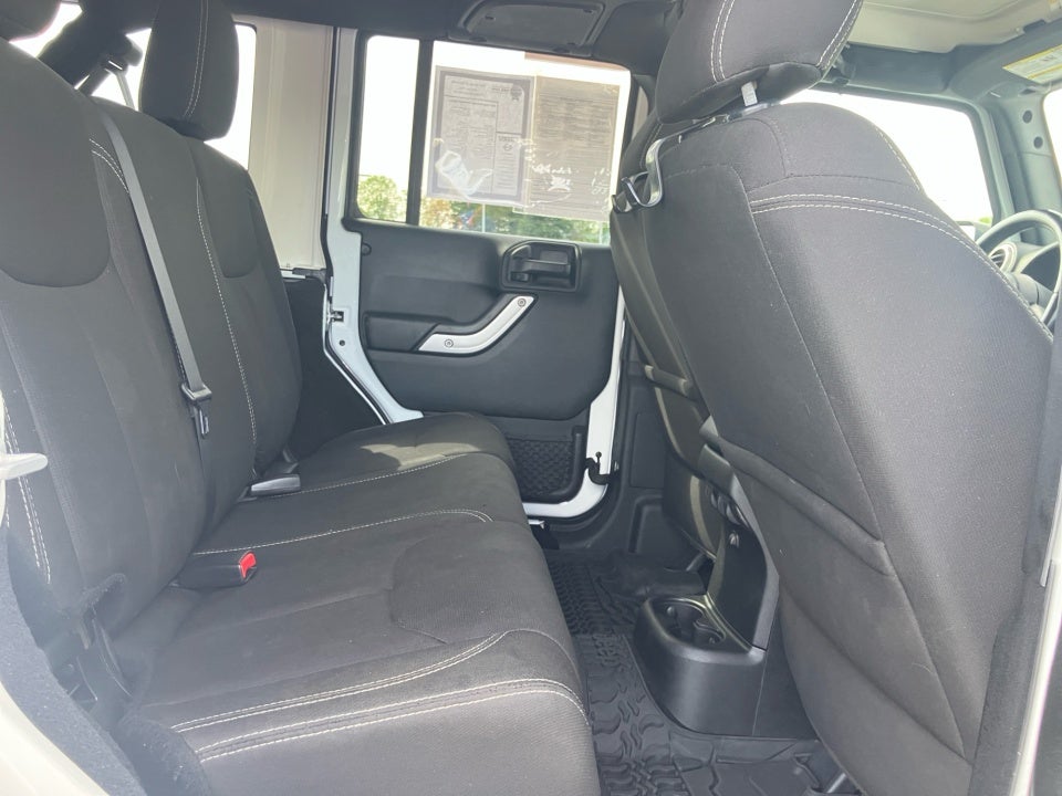 2017 Jeep Wrangler Unlimited Sahara 4x4