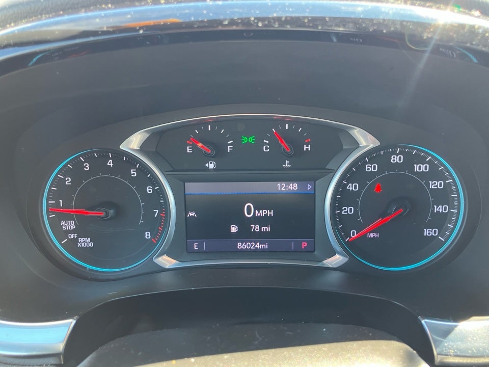 2022 Chevrolet Traverse AWD LT Cloth