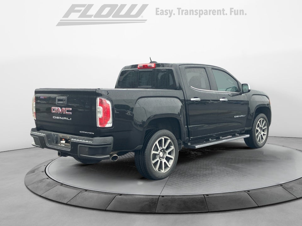2022 GMC Canyon 4WD Crew Cab Short Box Denali