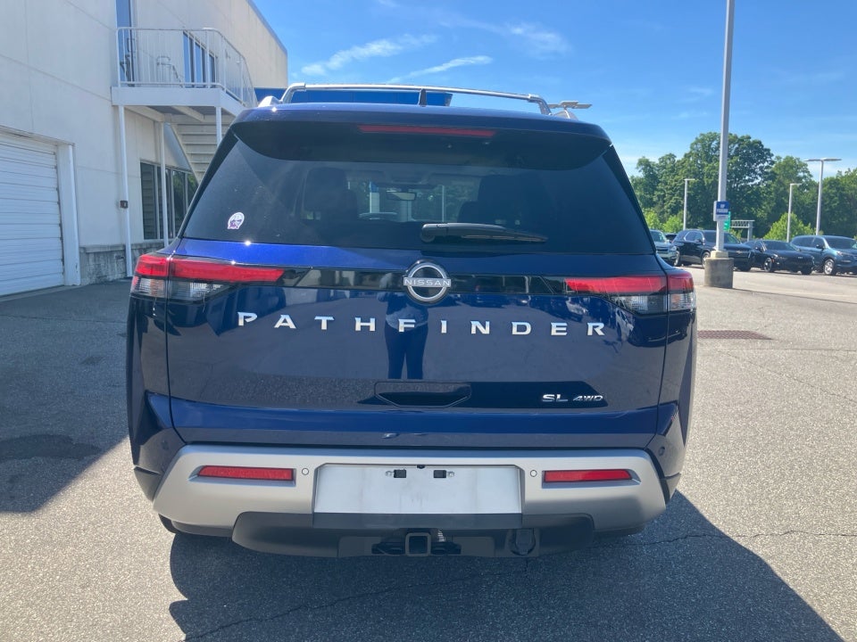 2024 Nissan Pathfinder SL 4WD