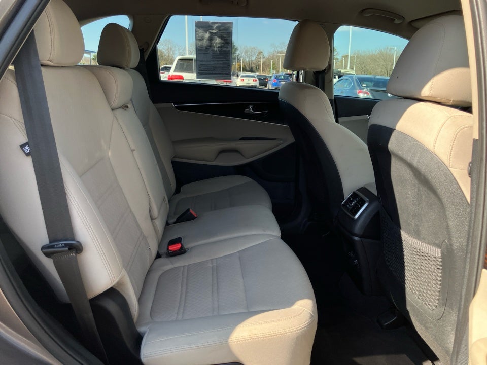 2019 Kia Sorento 3.3L LX