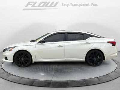 2022 Nissan Altima SR FWD