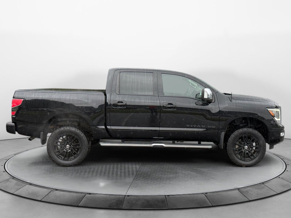 2020 Nissan TITAN SL