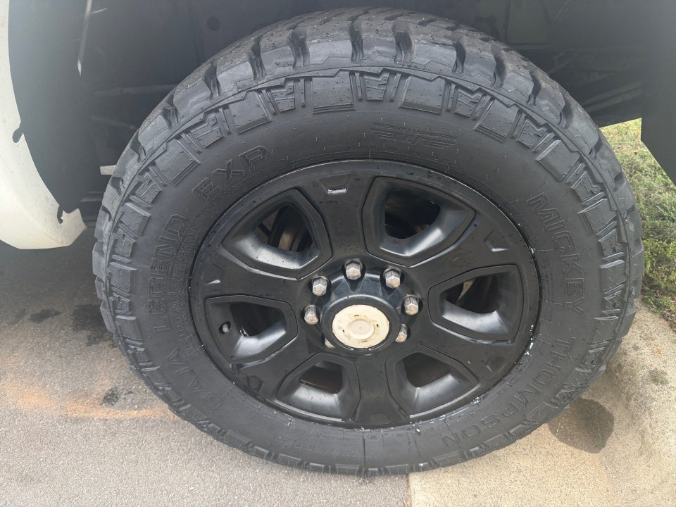 2017 RAM 3500 Laramie Crew Cab 4x4 8' Box