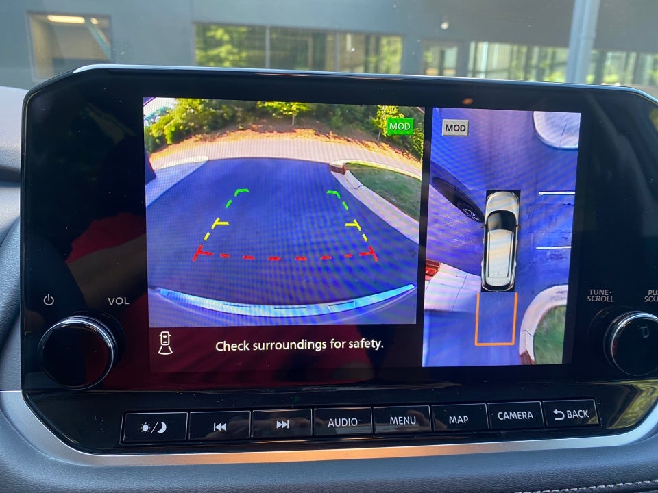 2023 Nissan Rogue Platinum FWD