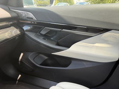 2024 BMW 530i 530i