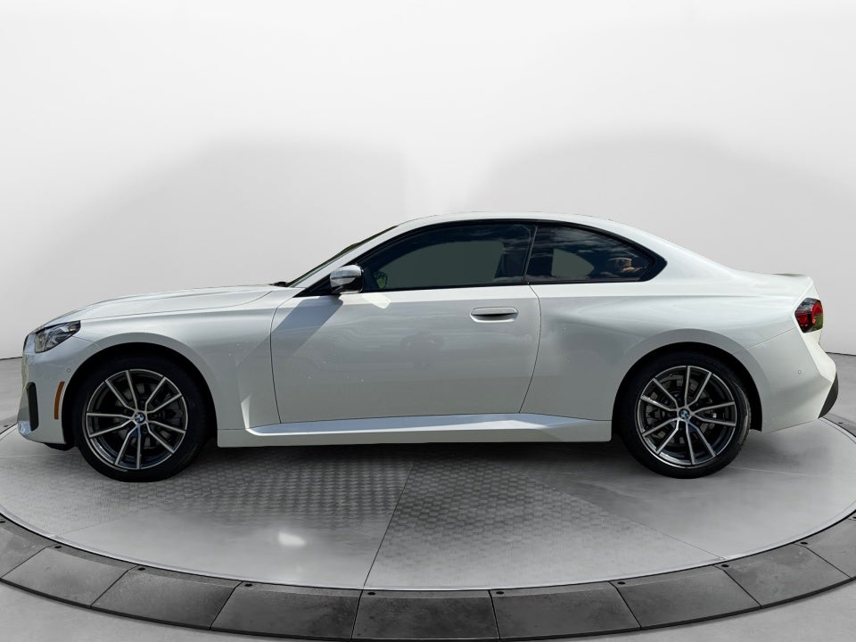 2025 BMW 230i xDrive
