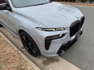 2023 BMW X7 M60i