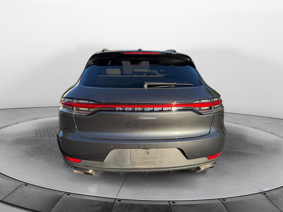 2021 Porsche Macan AWD