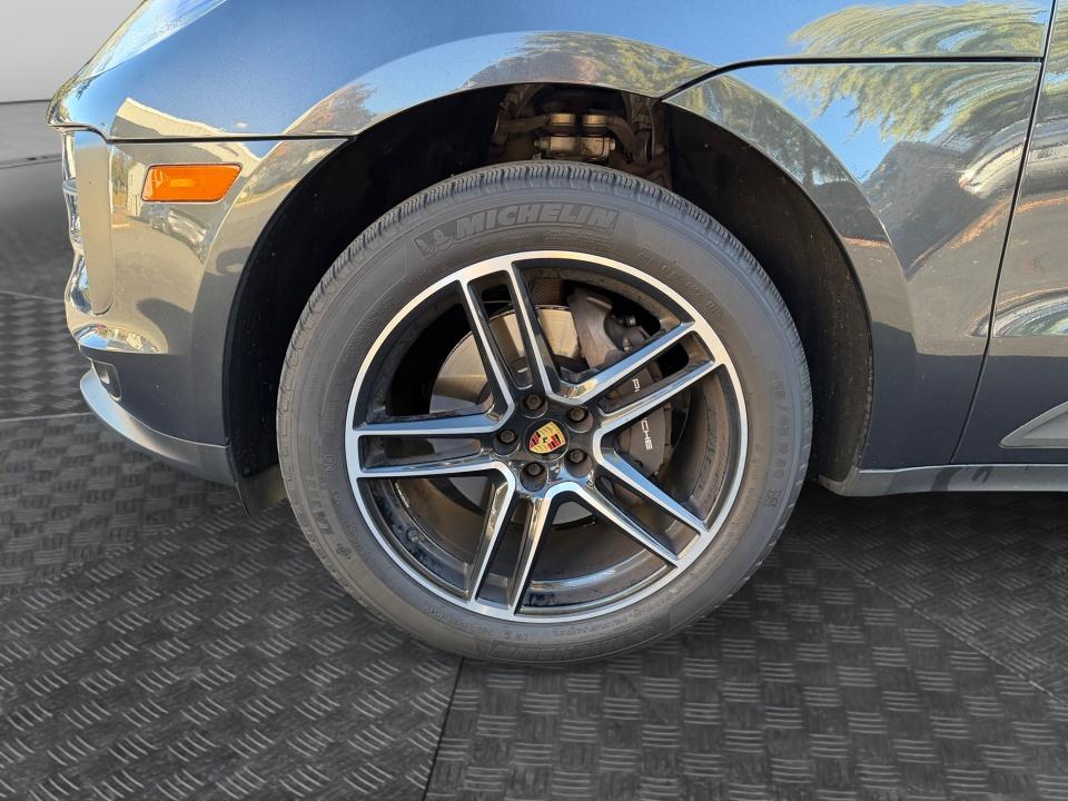 2021 Porsche Macan AWD