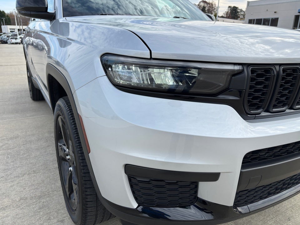 2023 Jeep Grand Cherokee L Altitude 4x2