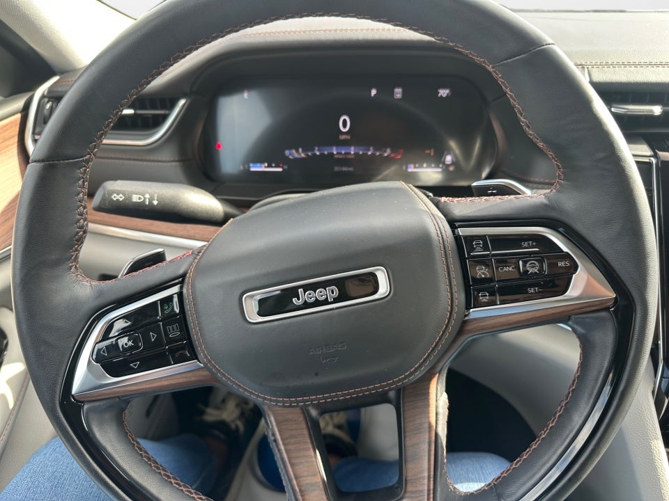 2023 Jeep Grand Cherokee L Summit 4x4