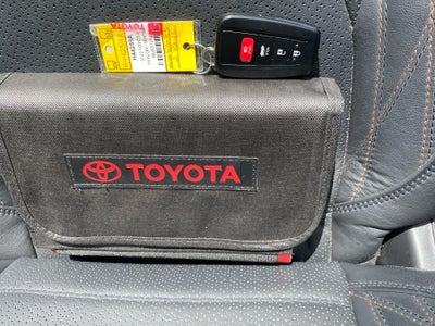 2022 Toyota Avalon Limited