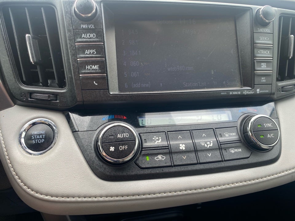 2018 Toyota RAV4 XLE