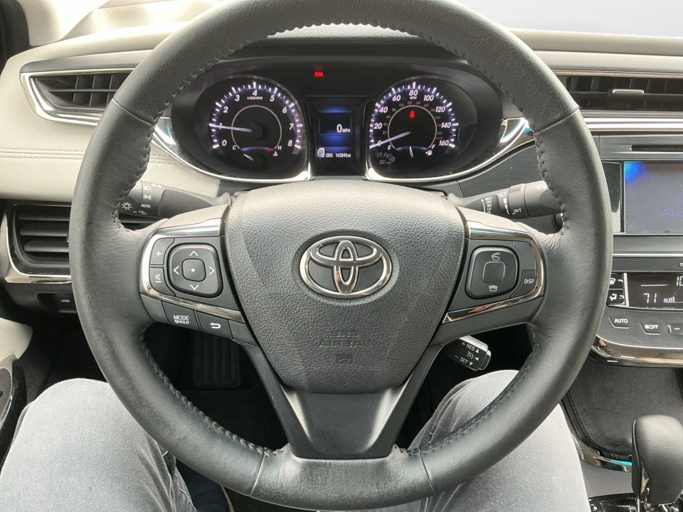 2014 Toyota Avalon XLE