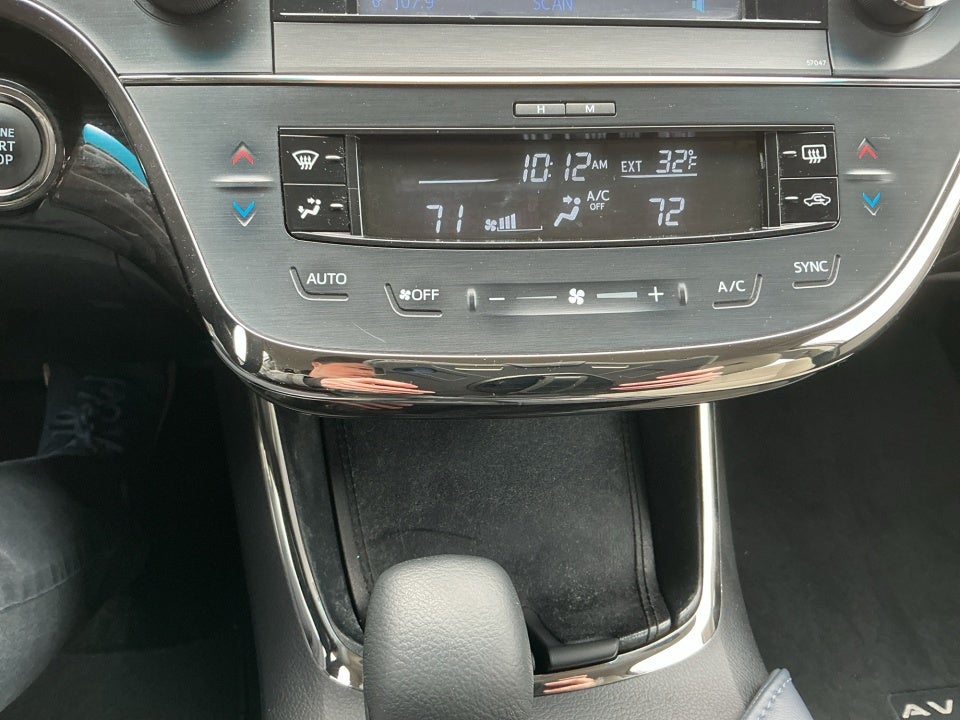 2014 Toyota Avalon XLE