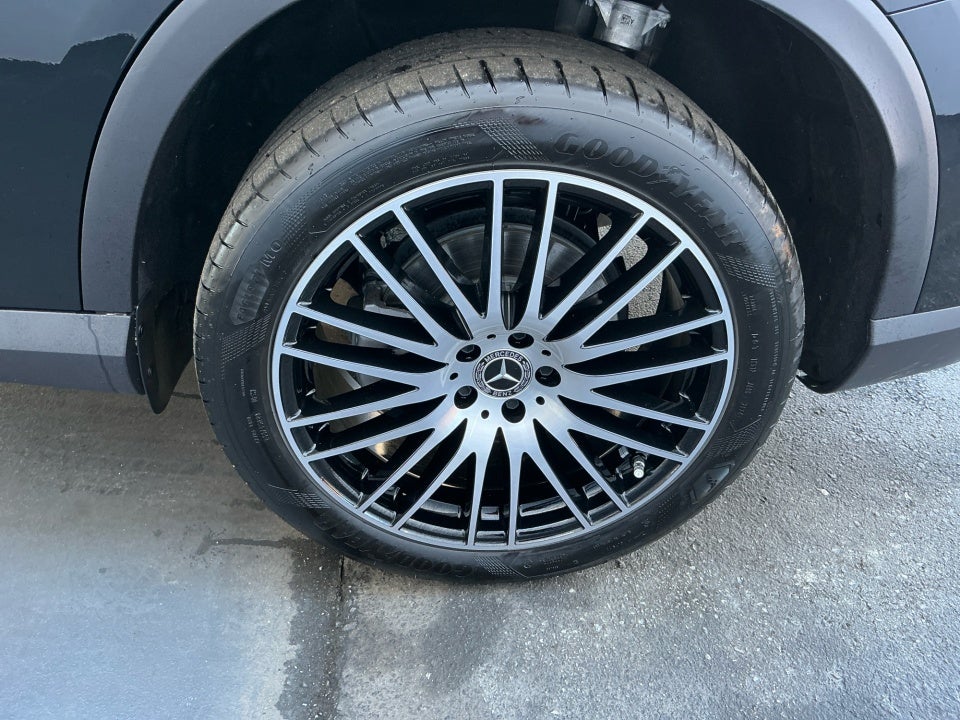 2024 Mercedes-Benz GLC 300 SUV