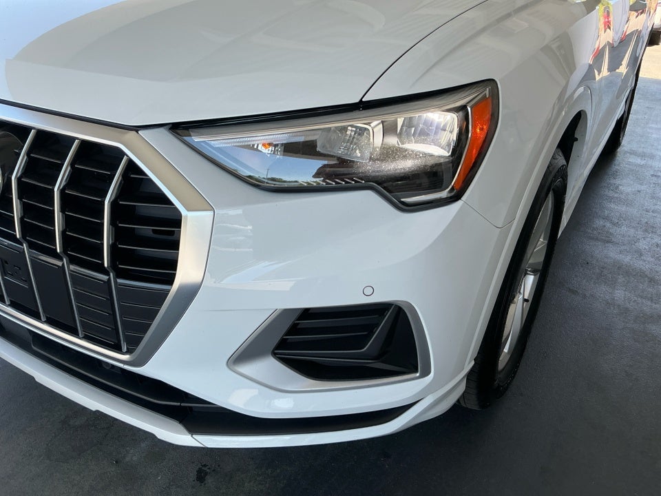 2022 Audi Q3 Premium 40 TFSI quattro Tiptronic