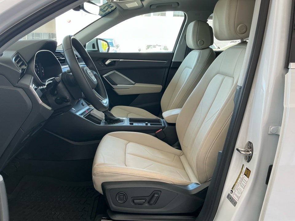 2022 Audi Q3 Premium 40 TFSI quattro Tiptronic