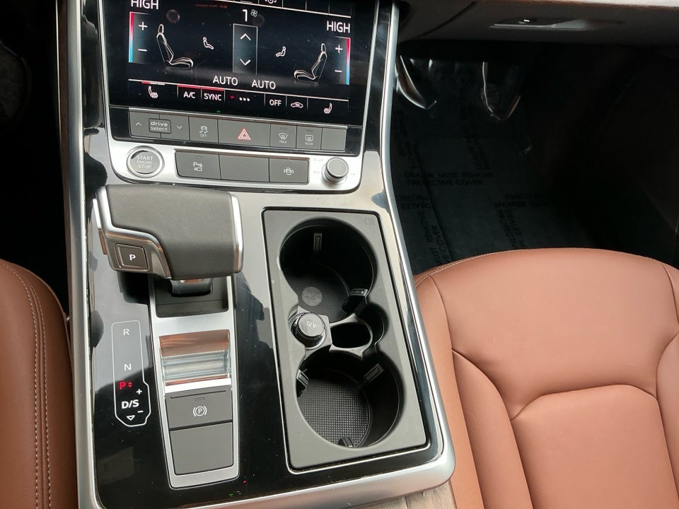 2025 Audi Q8 Premium 55 TFSI quattro