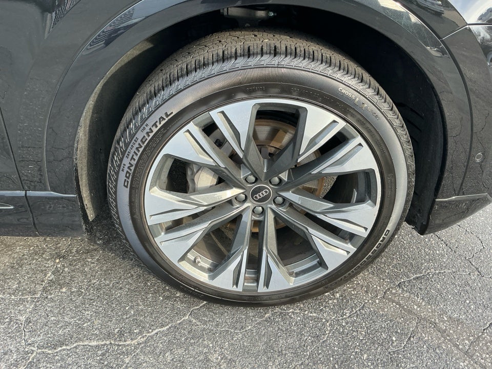 2025 Audi Q8 Premium 55 TFSI quattro