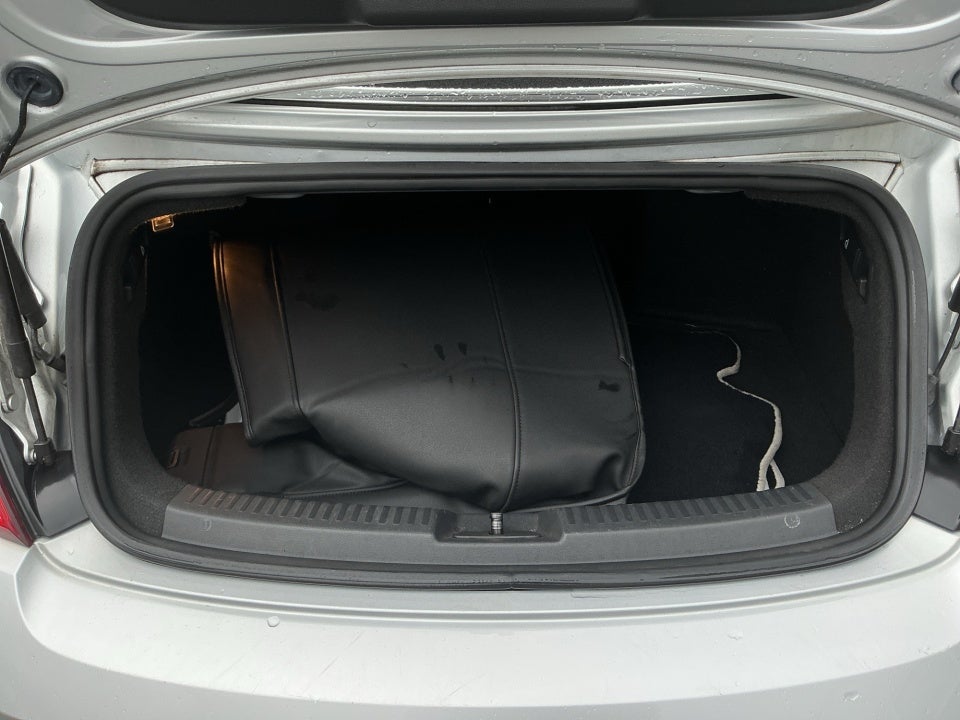 2013 Volkswagen Beetle Convertible 2.0L TDI