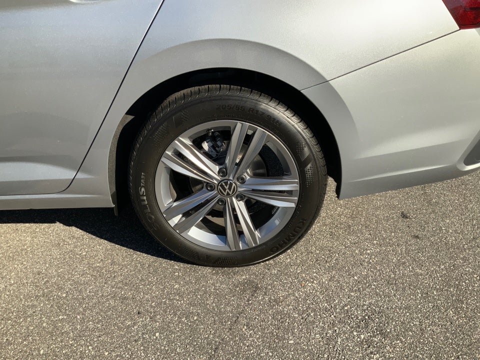 2024 Volkswagen Jetta 1.5T SE