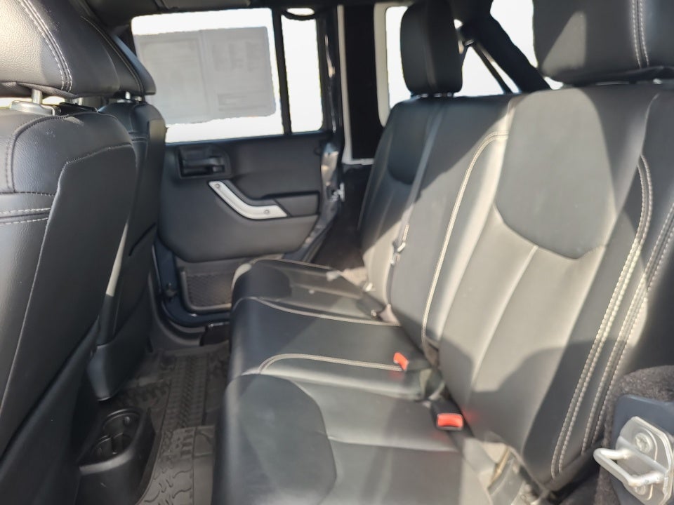 2017 Jeep Wrangler Unlimited Sahara 4x4