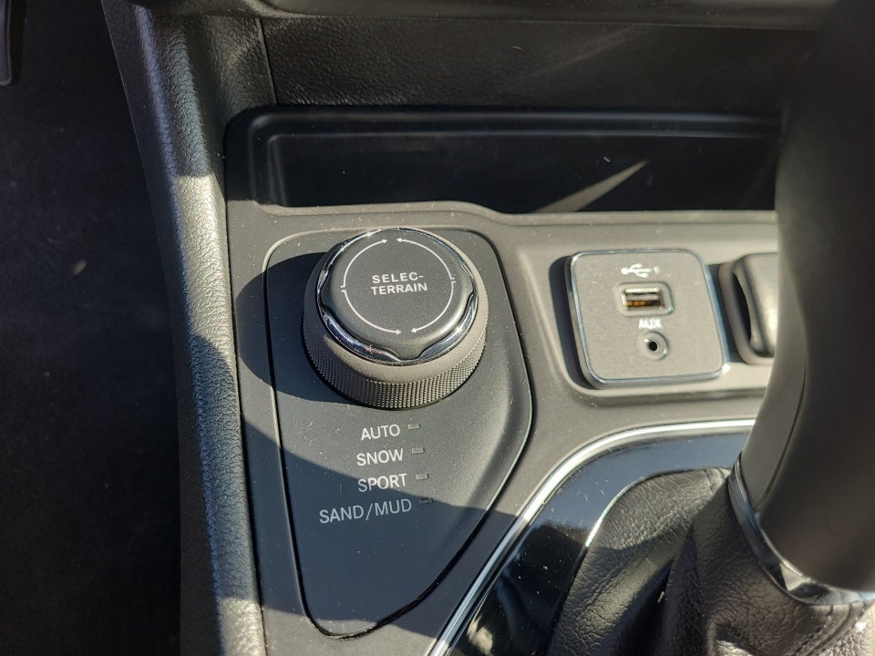 2023 Jeep Cherokee Altitude Lux 4x4