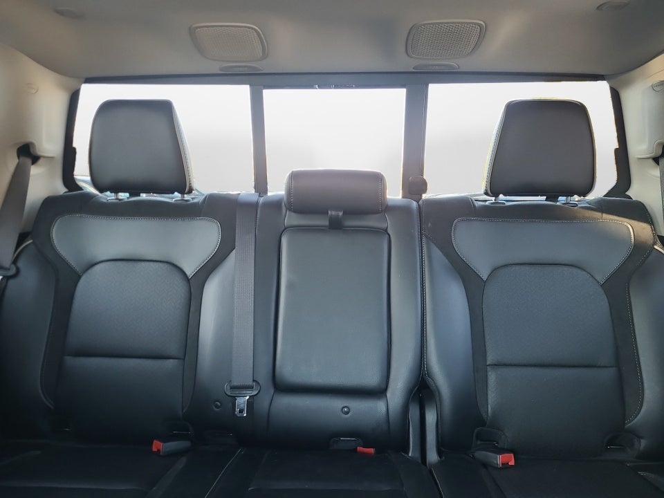 2022 RAM 1500 Laramie Crew Cab 4x4 5'7" Box