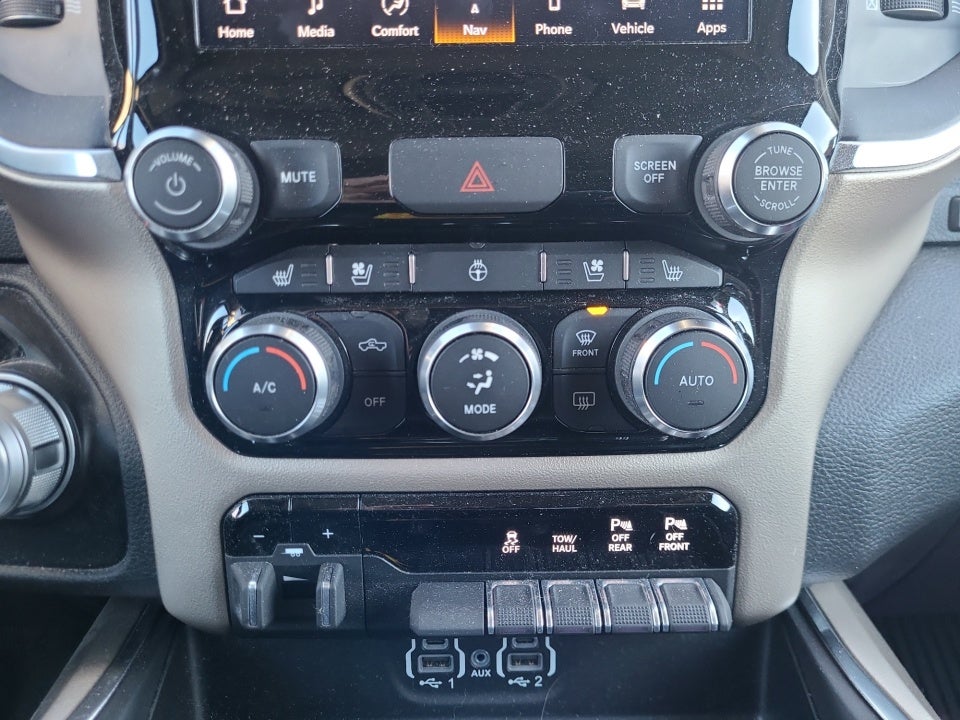 2022 RAM 1500 Laramie Crew Cab 4x4 5'7" Box