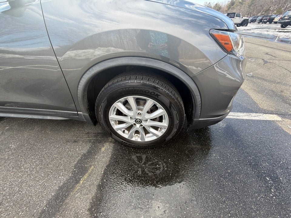 2019 Nissan Rogue S