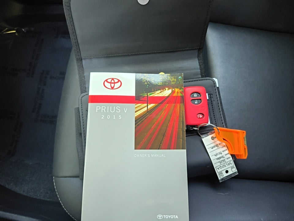 2015 Toyota Prius v Four
