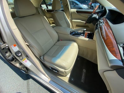 2015 Lexus LS 460 4dr Sdn RWD