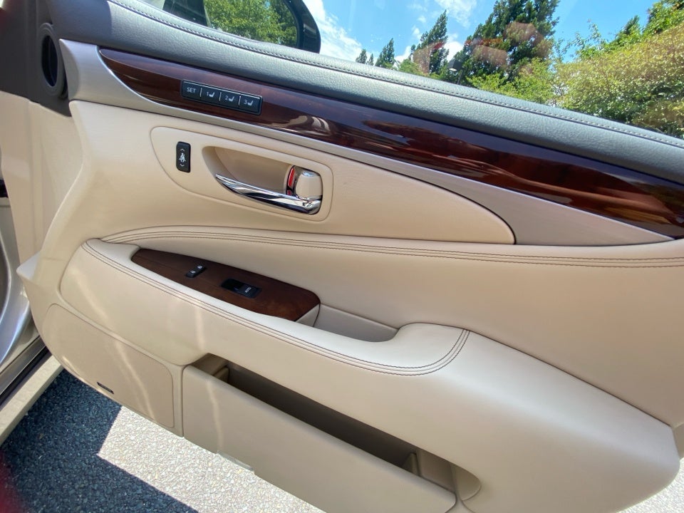 2015 Lexus LS 460 4dr Sdn RWD