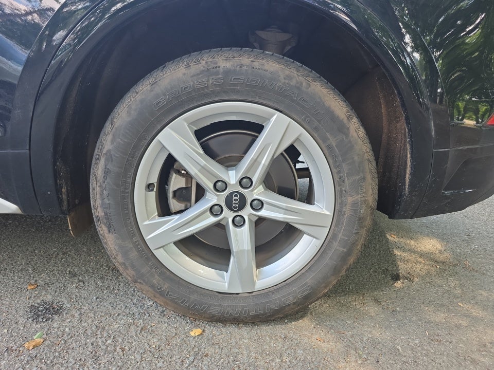 2024 Audi Q5 Premium 40 TFSI quattro S tronic
