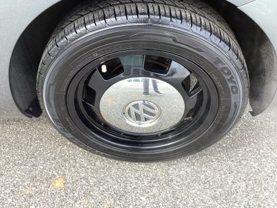 2013 Volkswagen Beetle Convertible 2.5L
