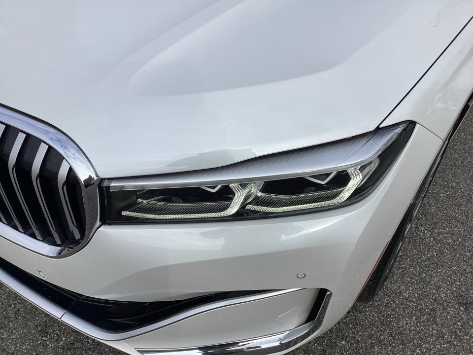 2021 BMW 750i xDrive