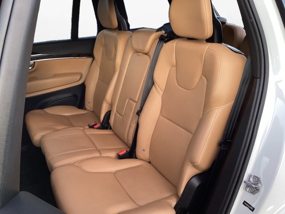 2018 Volvo XC90 T6 Momentum