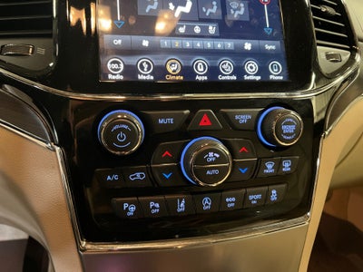 2019 Jeep Grand Cherokee Overland 4x4